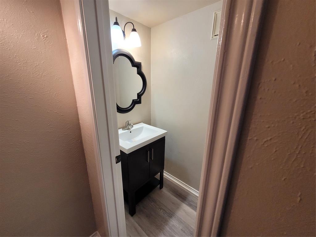 15221 Berry Trail 901 Property Photo 8