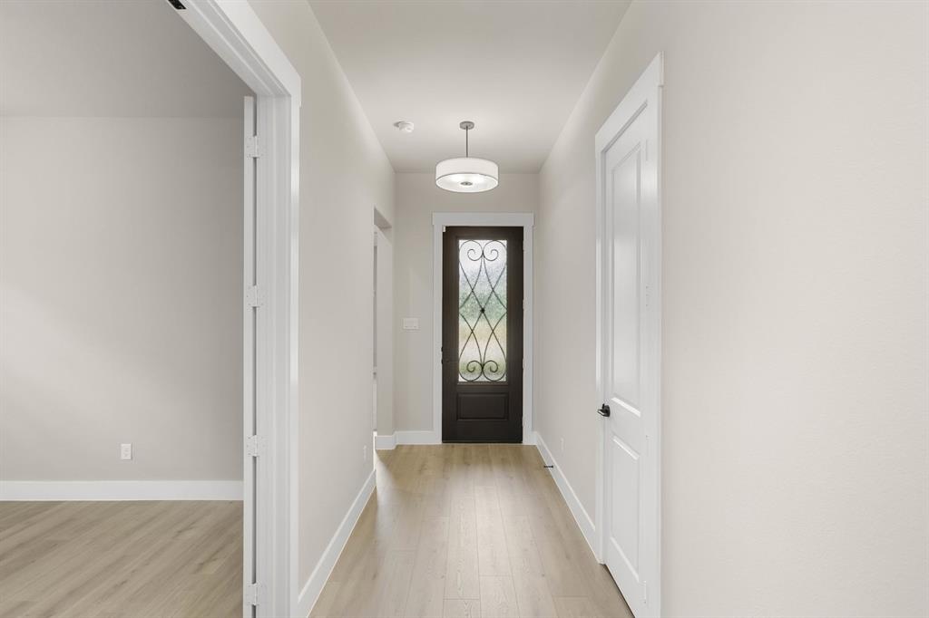 5840 Fresco Drive Property Photo 2