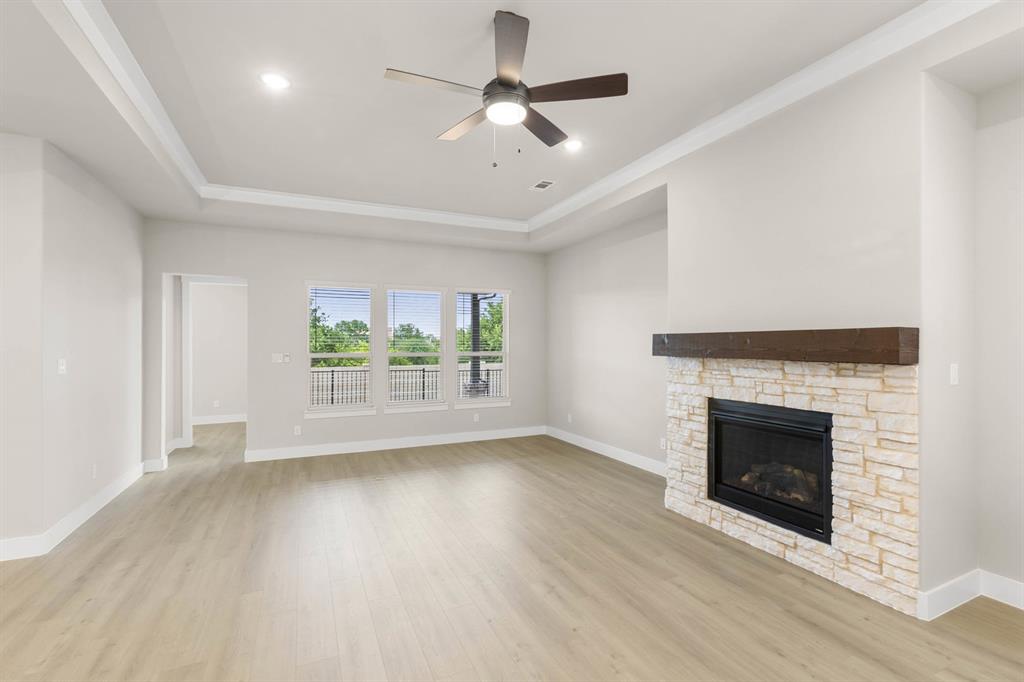5840 Fresco Drive Property Photo 11