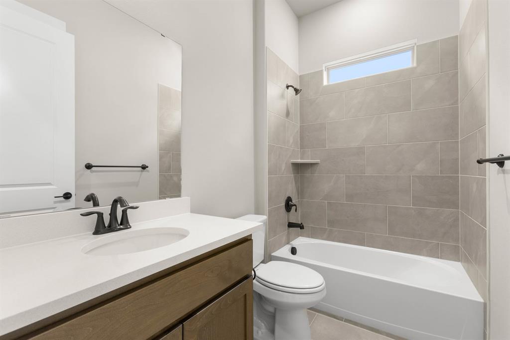 5840 Fresco Drive Property Photo 18
