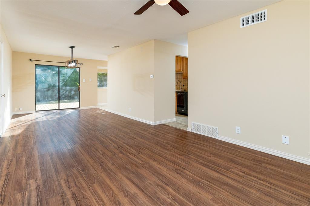 2906 Harvard Street Property Photo 8