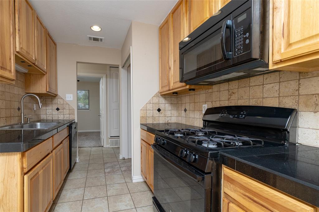 2906 Harvard Street Property Photo 15