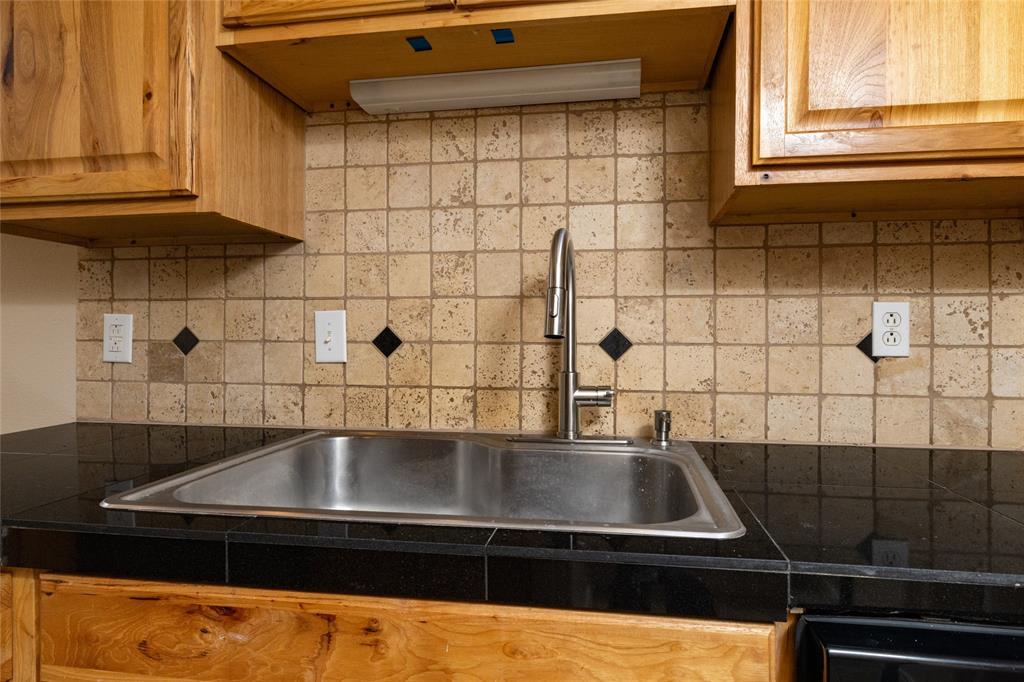 2906 Harvard Street Property Photo 17