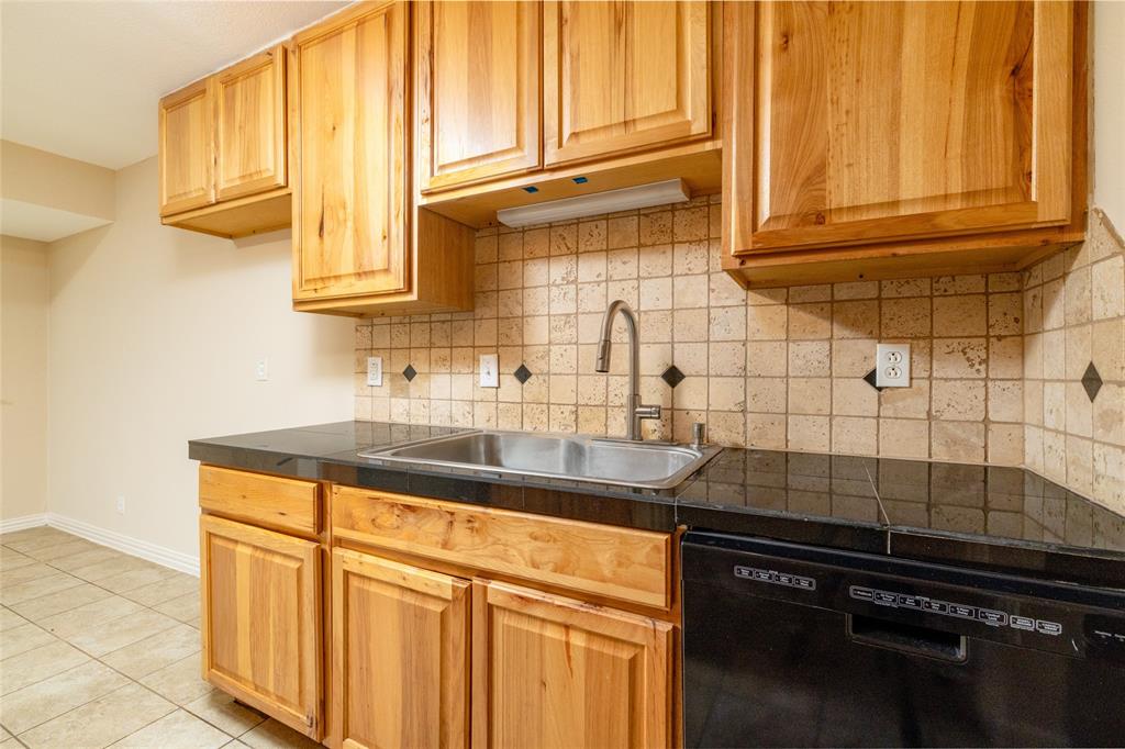 2906 Harvard Street Property Photo 18