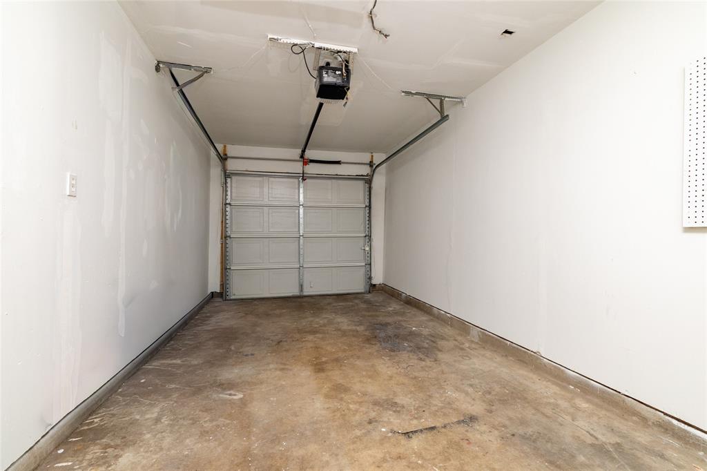 2906 Harvard Street Property Photo 30