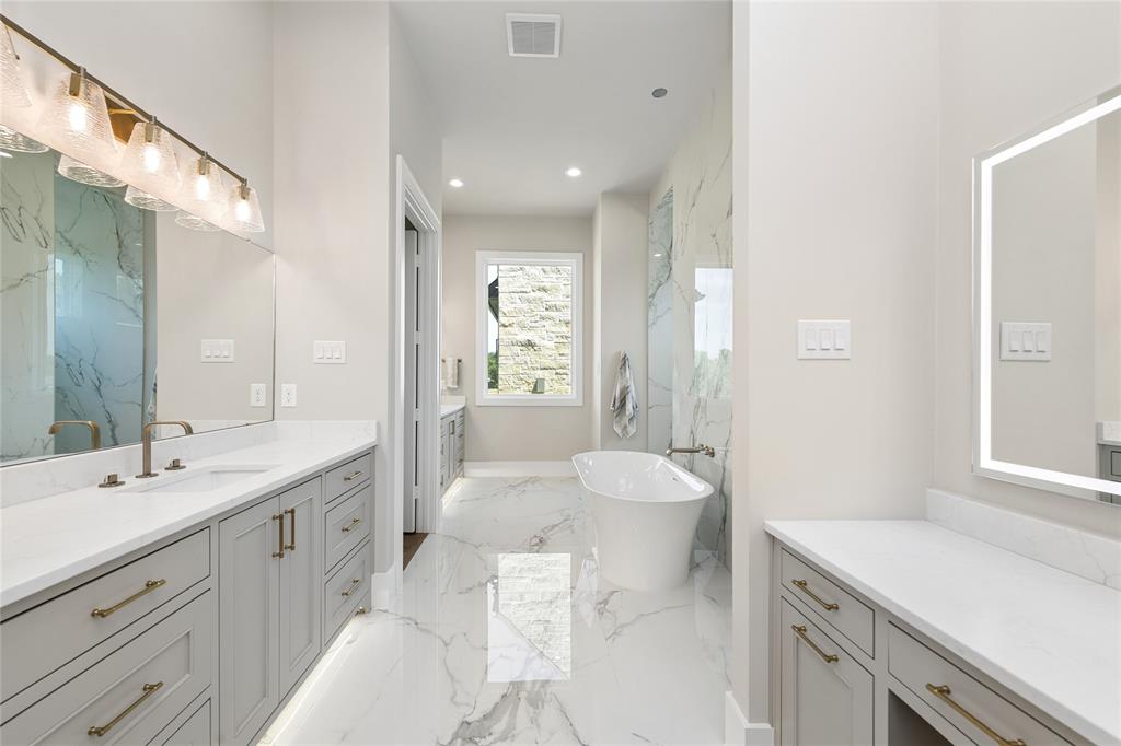 108 Eisenhower Court Property Photo 23