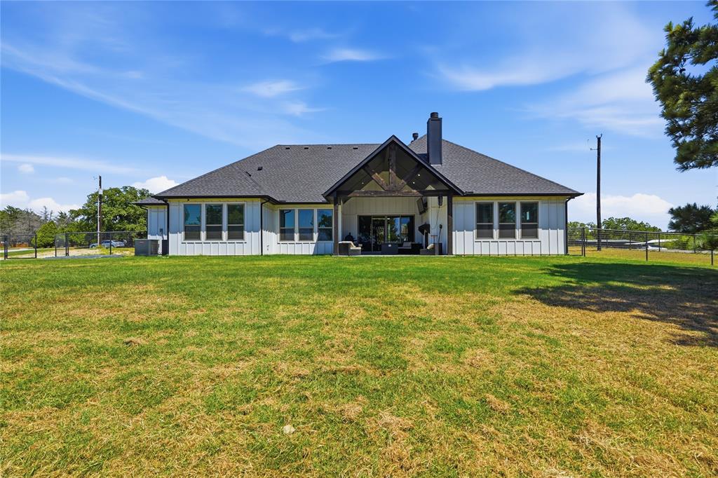 125 County Road 4865 Property Photo 32