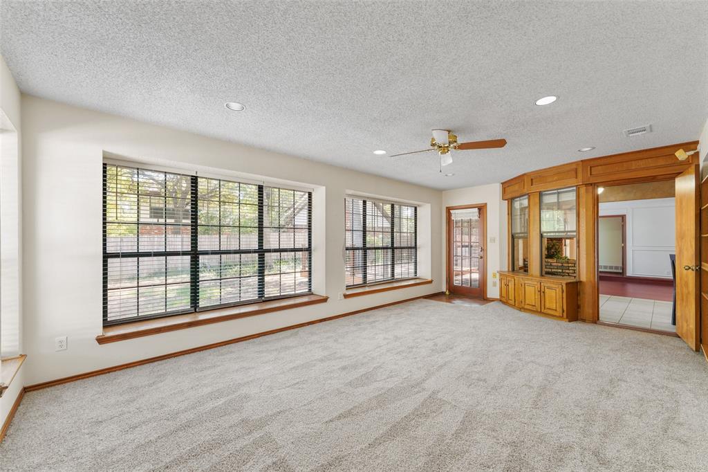 2323 Brookside Drive Property Photo 16