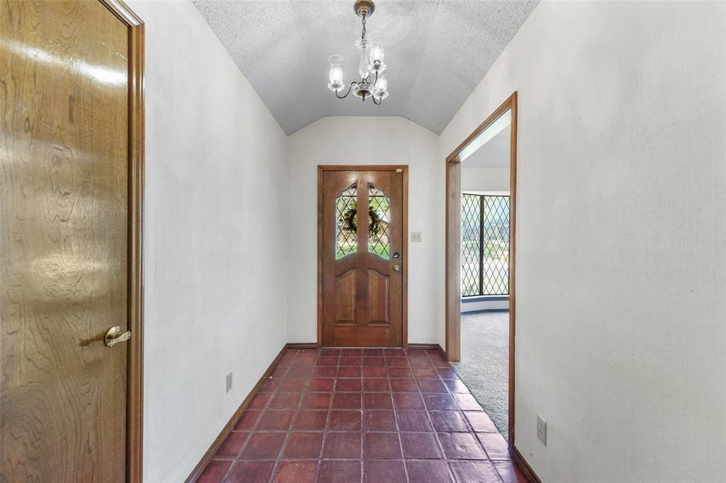 2323 Brookside Drive Property Photo 23