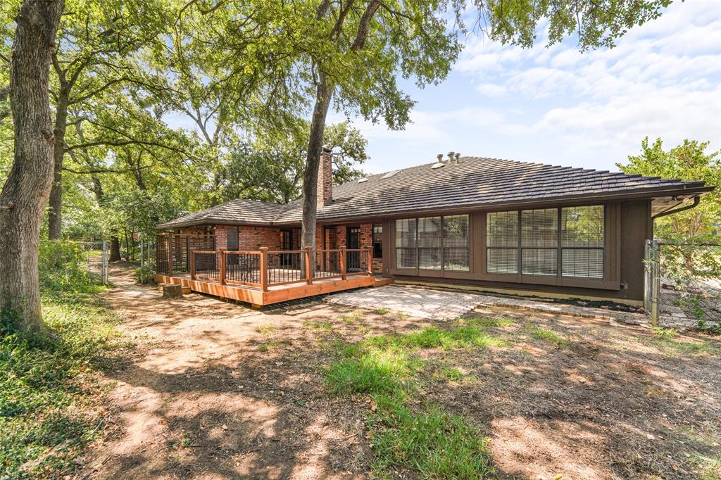 2323 Brookside Drive Property Photo 34