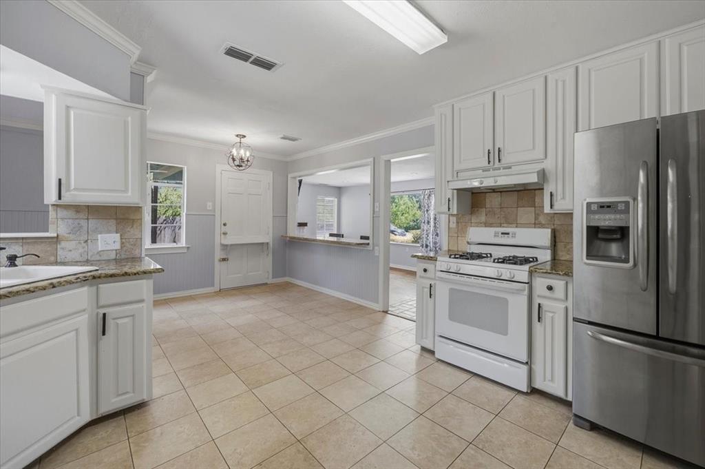 3808 Trail Lake Drive Property Photo 18