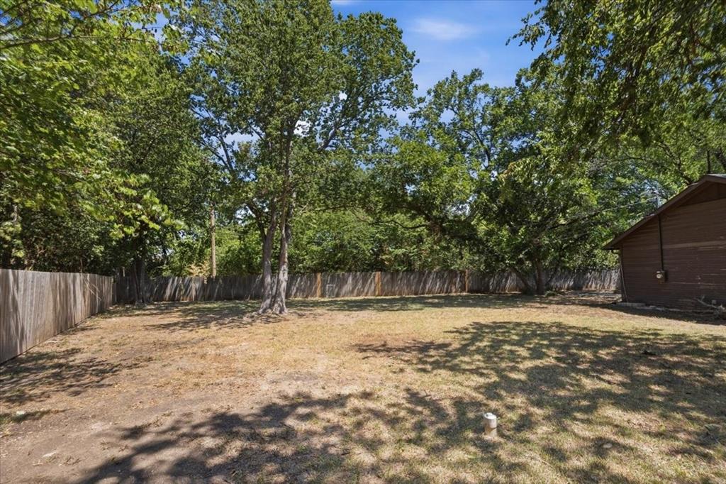 3808 Trail Lake Drive Property Photo 32
