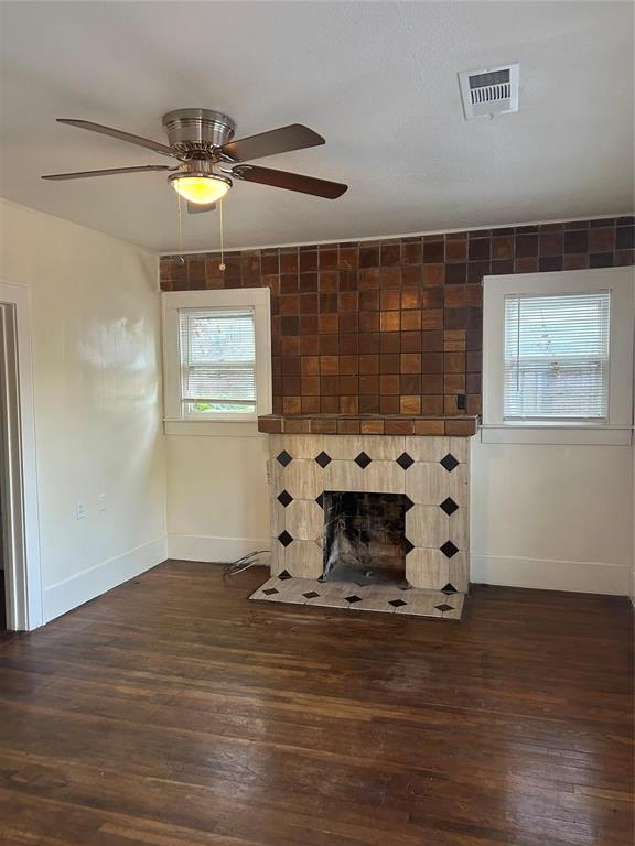 1138 Pioneer Drive Property Photo 2