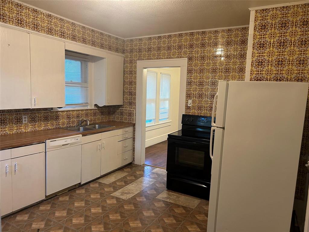 1138 Pioneer Drive Property Photo 4