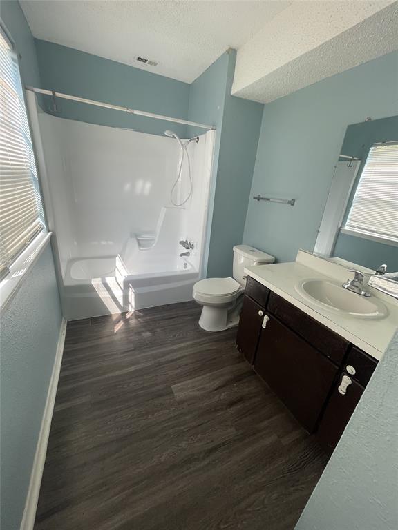 529 E Norwood Circle Property Photo 8