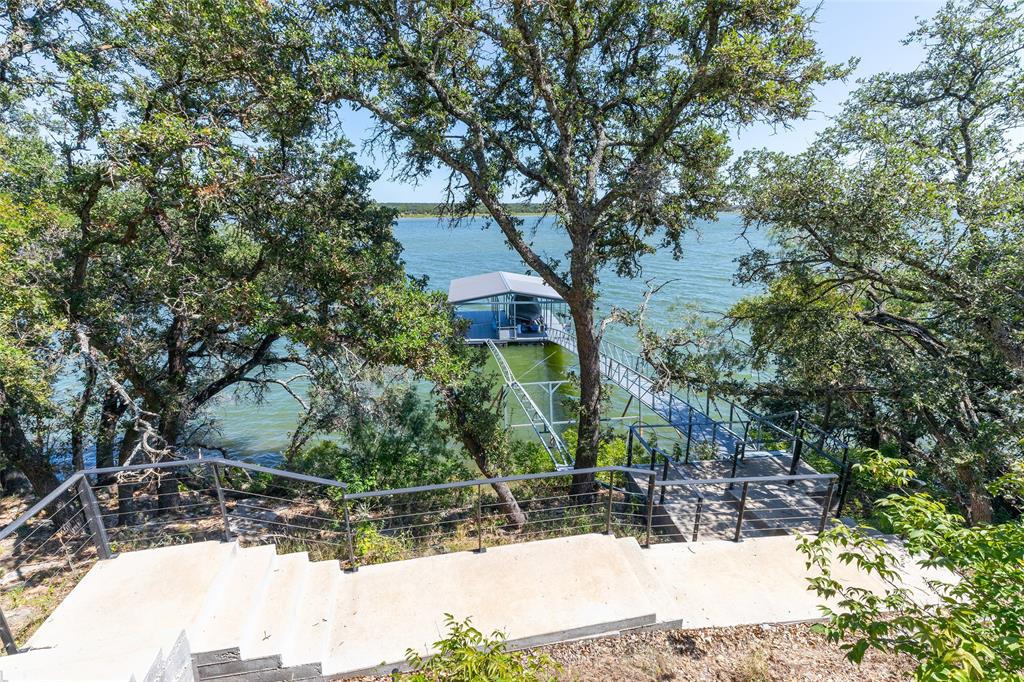 632 Oak Point Drive Property Photo 10