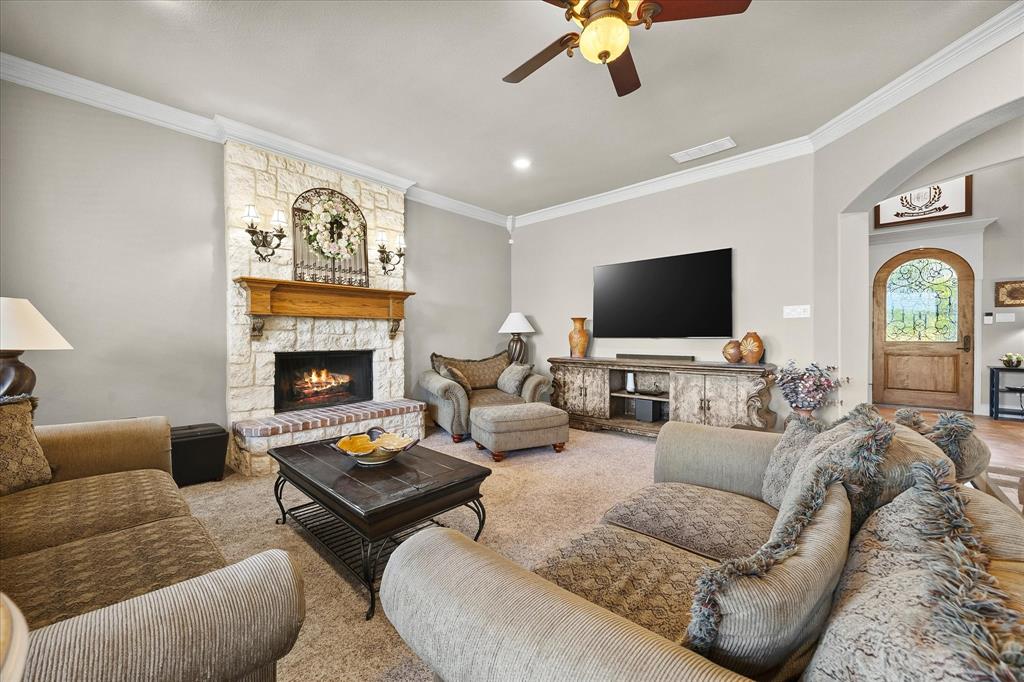 2 Maltese Circle Property Photo 8