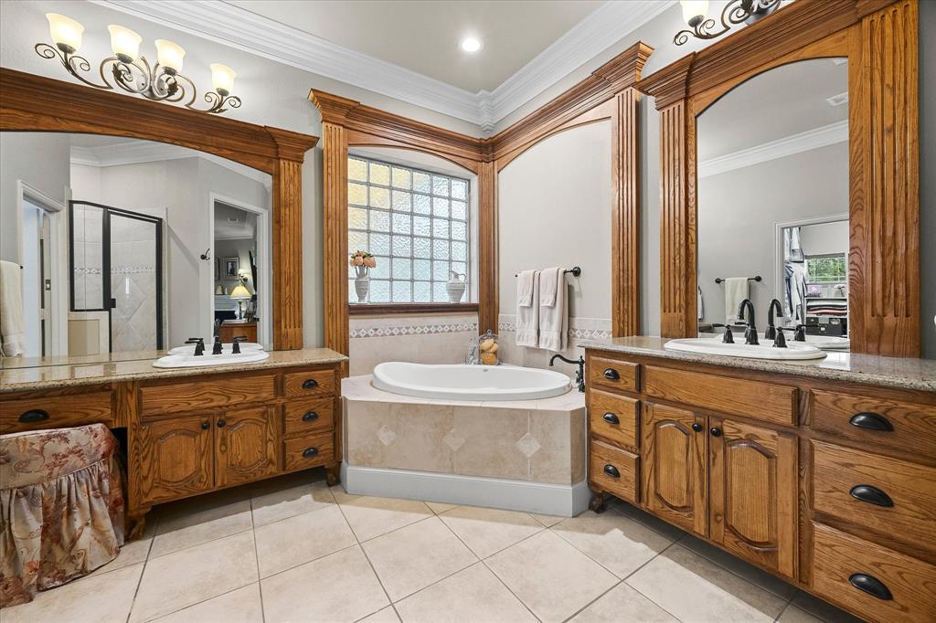 2 Maltese Circle Property Photo 17