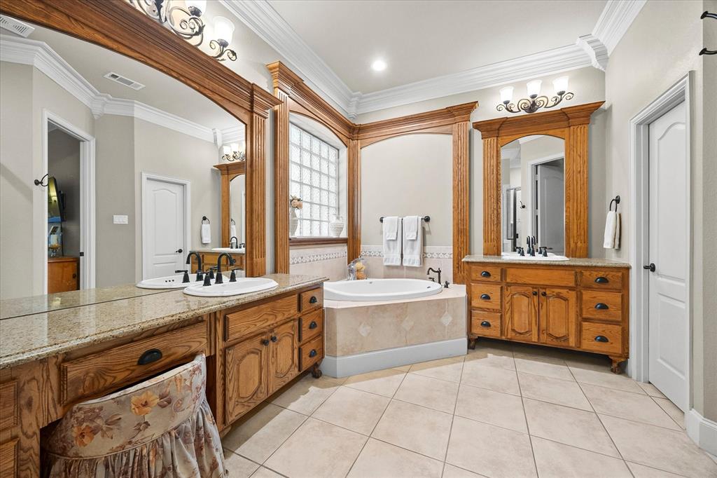 2 Maltese Circle Property Photo 18