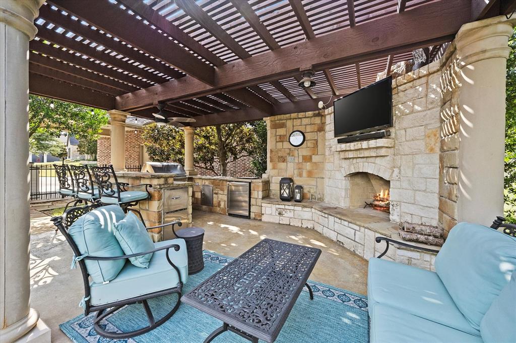 2 Maltese Circle Property Photo 33