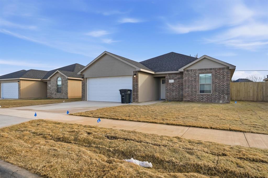 447 Waterloo Drive Property Photo 1