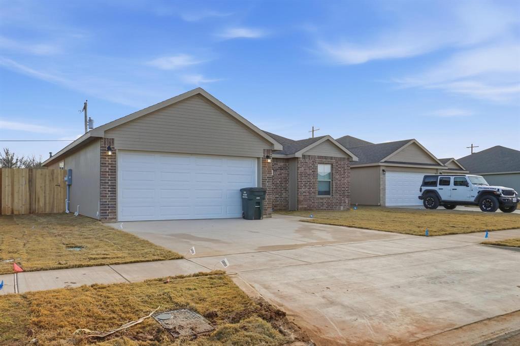 447 Waterloo Drive Property Photo 2