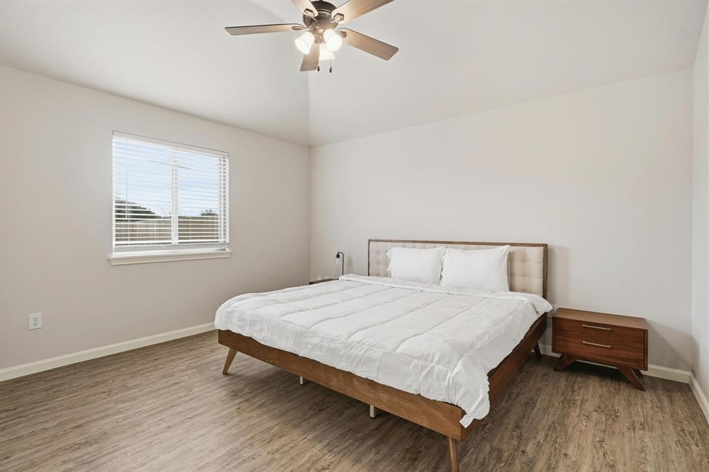 447 Waterloo Drive Property Photo 16