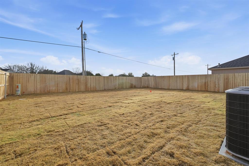 447 Waterloo Drive Property Photo 28