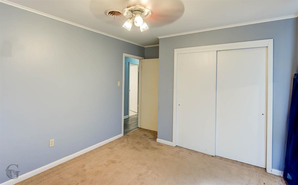 909 Nella Street Property Photo 17