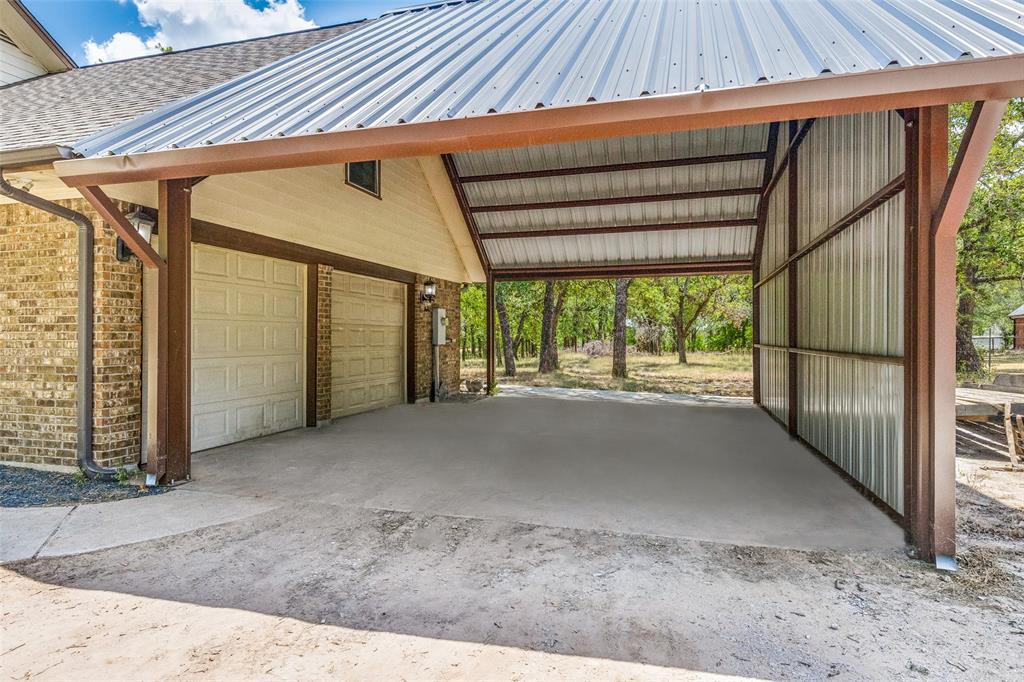 2865 J E Woody Road Property Photo 3