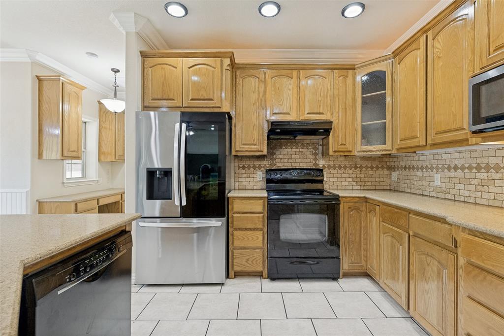 2865 J E Woody Road Property Photo 4