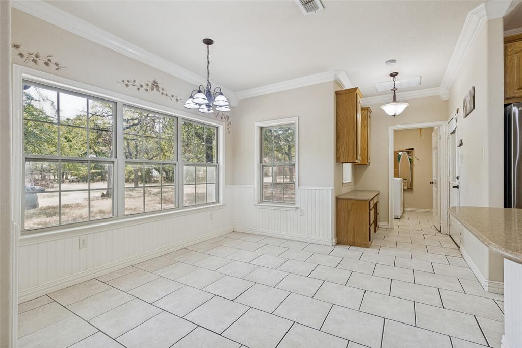 2865 J E Woody Road Property Photo 8