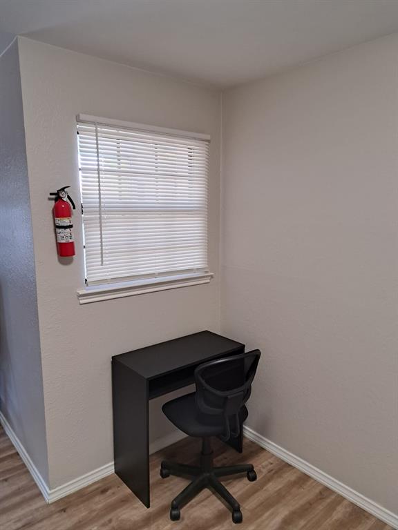 1702 Crest Point Drive Property Photo 8