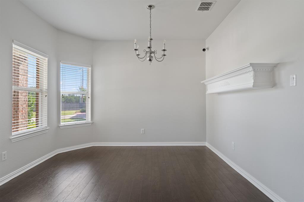 141 Toma Hawk Drive Property Photo 7