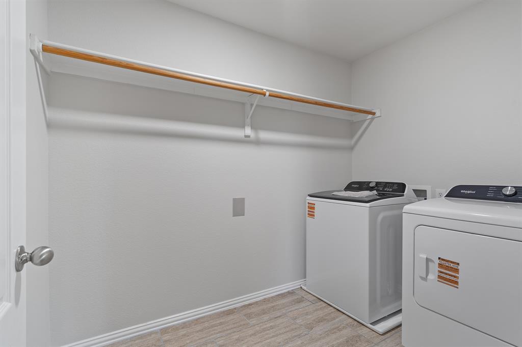 141 Toma Hawk Drive Property Photo 25