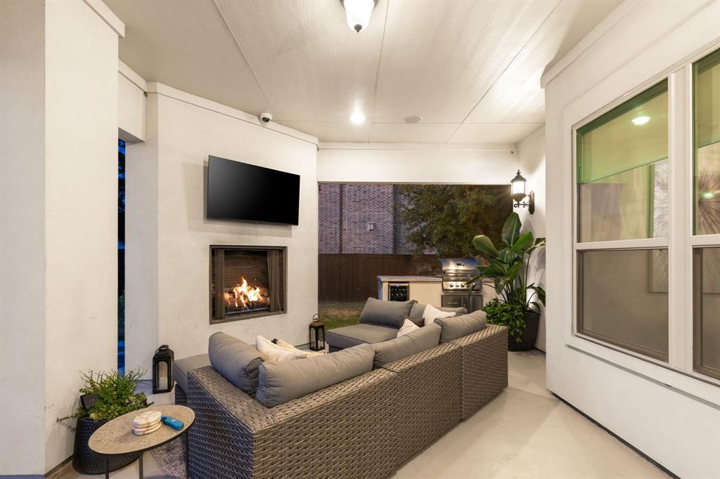 1043 Running Bay Property Photo 31