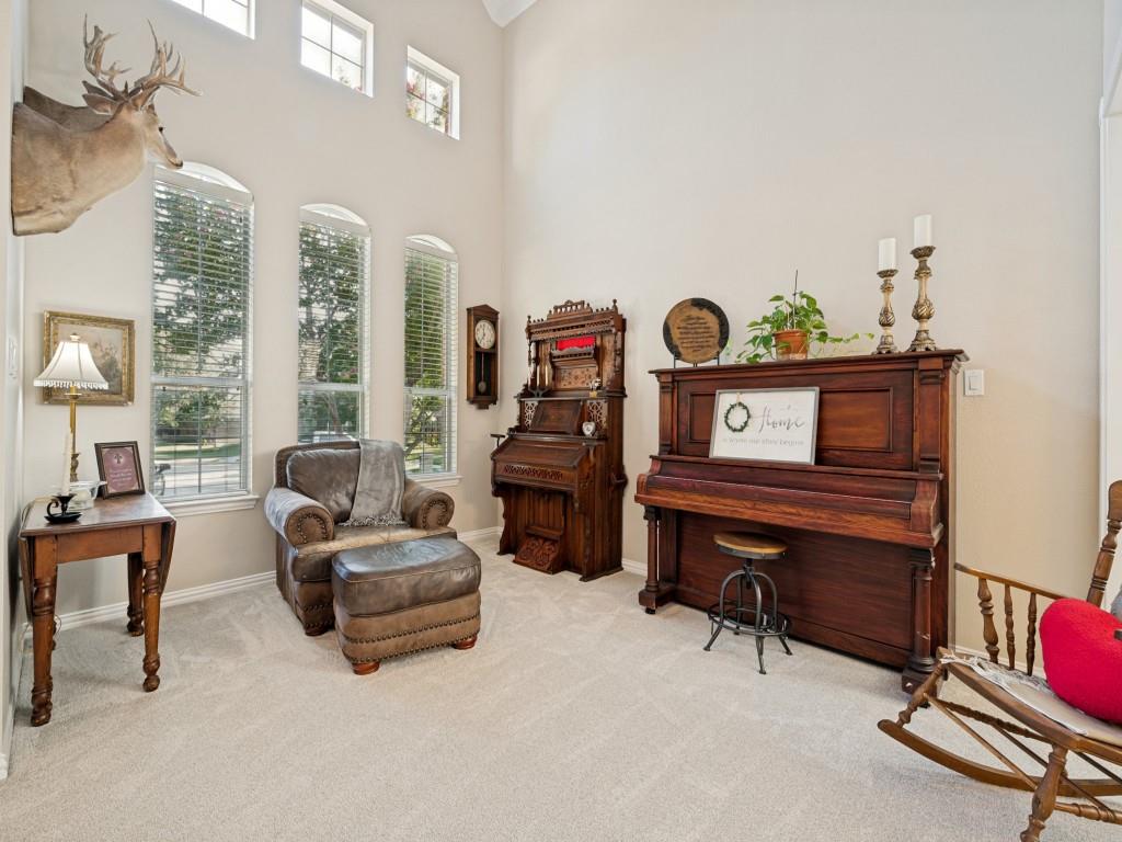 8201 Mckenzie Court Property Photo 8