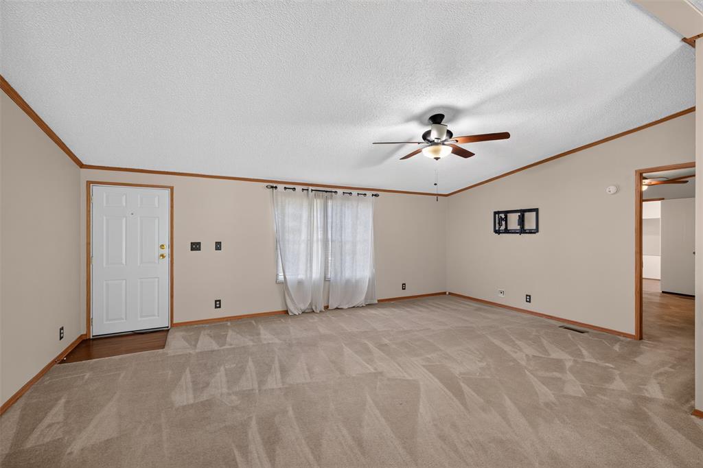 152 Monique Drive Property Photo 6