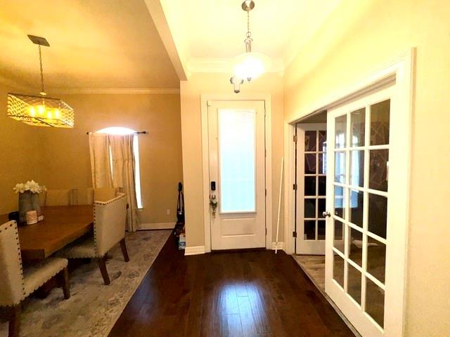 614 Bloomington Lane Property Photo 4