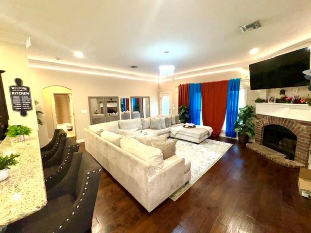 614 Bloomington Lane Property Photo 11