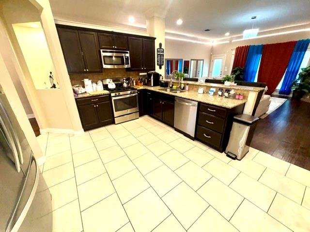 614 Bloomington Lane Property Photo 19