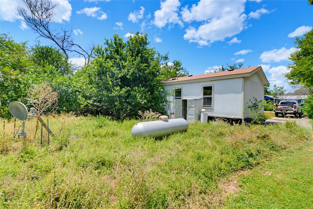333 Pecan Drive Property Photo 6