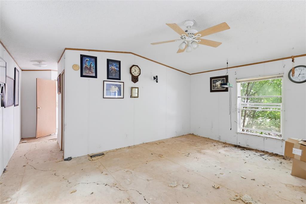 333 Pecan Drive Property Photo 9