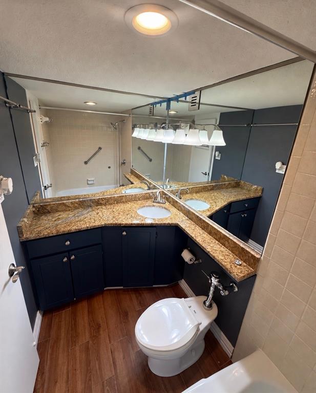 3883 Turtle Creek Boulevard 1712 Property Photo 7