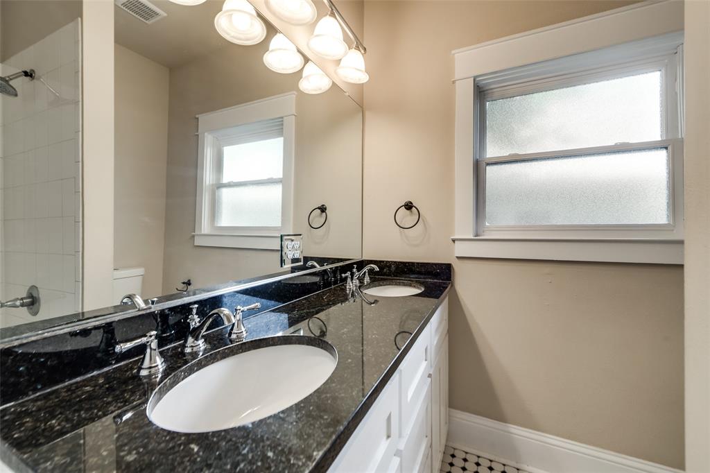 1318 Fairmount Avenue Property Photo 14