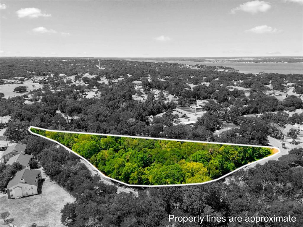 4701 Greenleaf Drive Property Photo 1