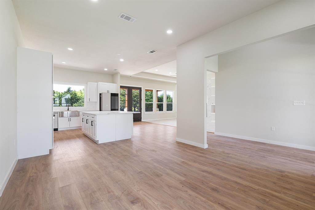 3061 Stonebriar Drive Property Photo 8