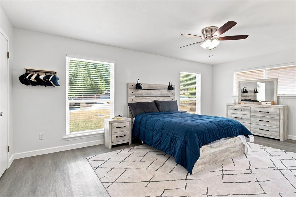 2021 Meadowcreek Drive Property Photo 15