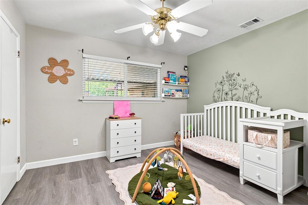 2021 Meadowcreek Drive Property Photo 18