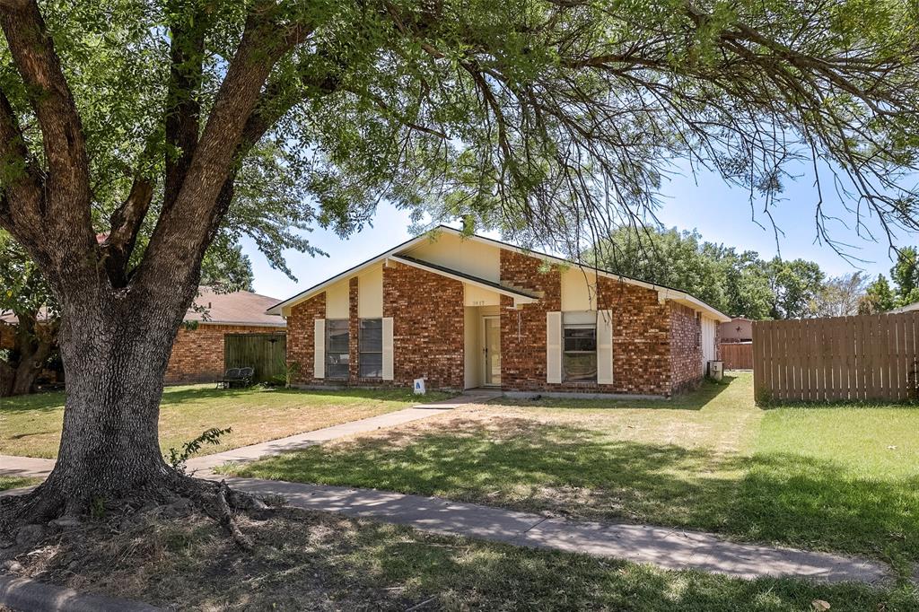 2617 Roman Way Property Photo 3